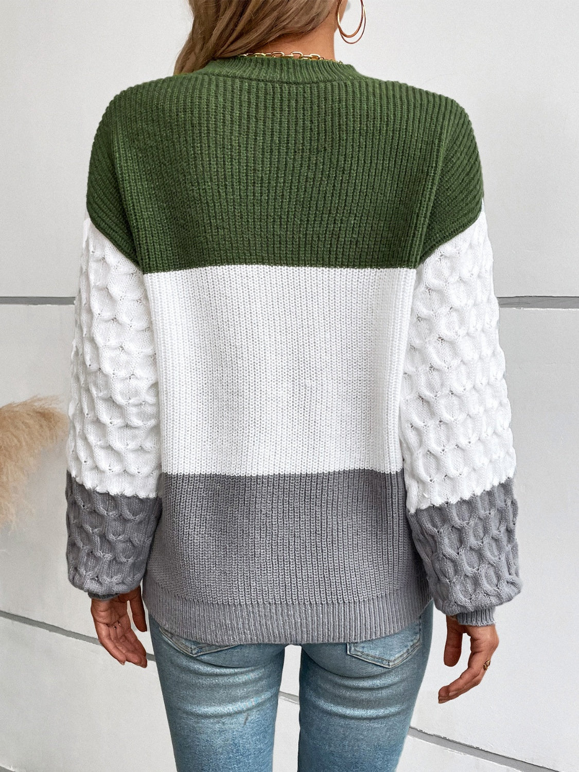 Color Block Round Neck Long Sleeve Sweater